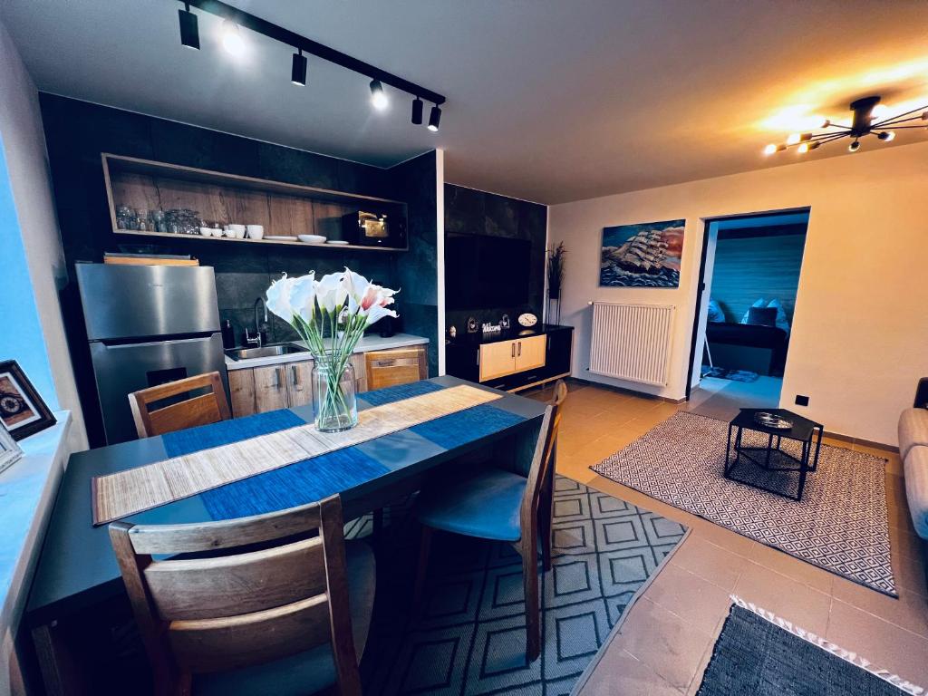 Sparrow apartmens 2